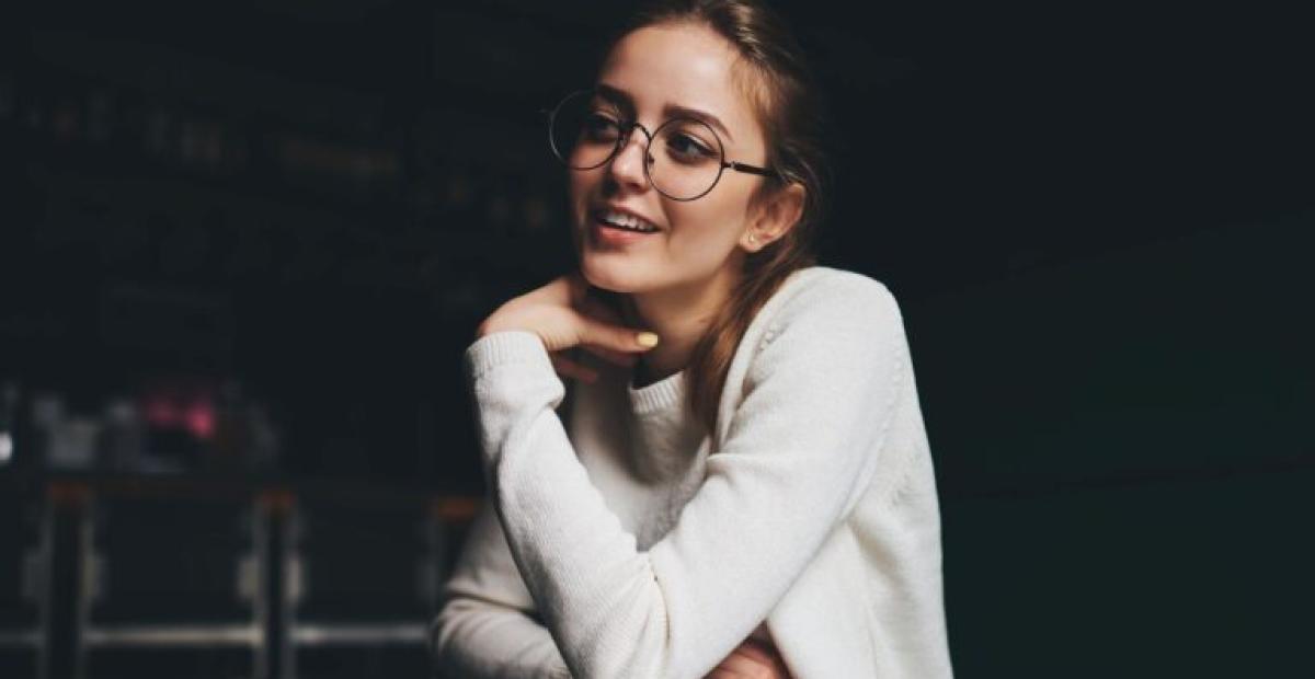 Illustration de l'article Quel Type de Lunettes Choisir Pour un Visage Carré? - Scoop Vision