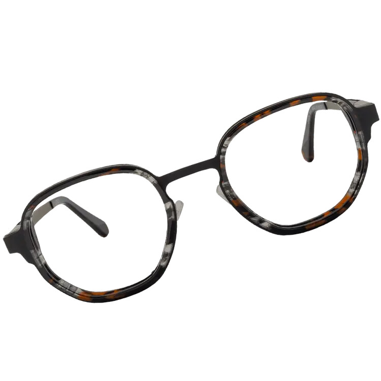 Collection de montures de lunettes pour toute la famille chez Scoop Vision
